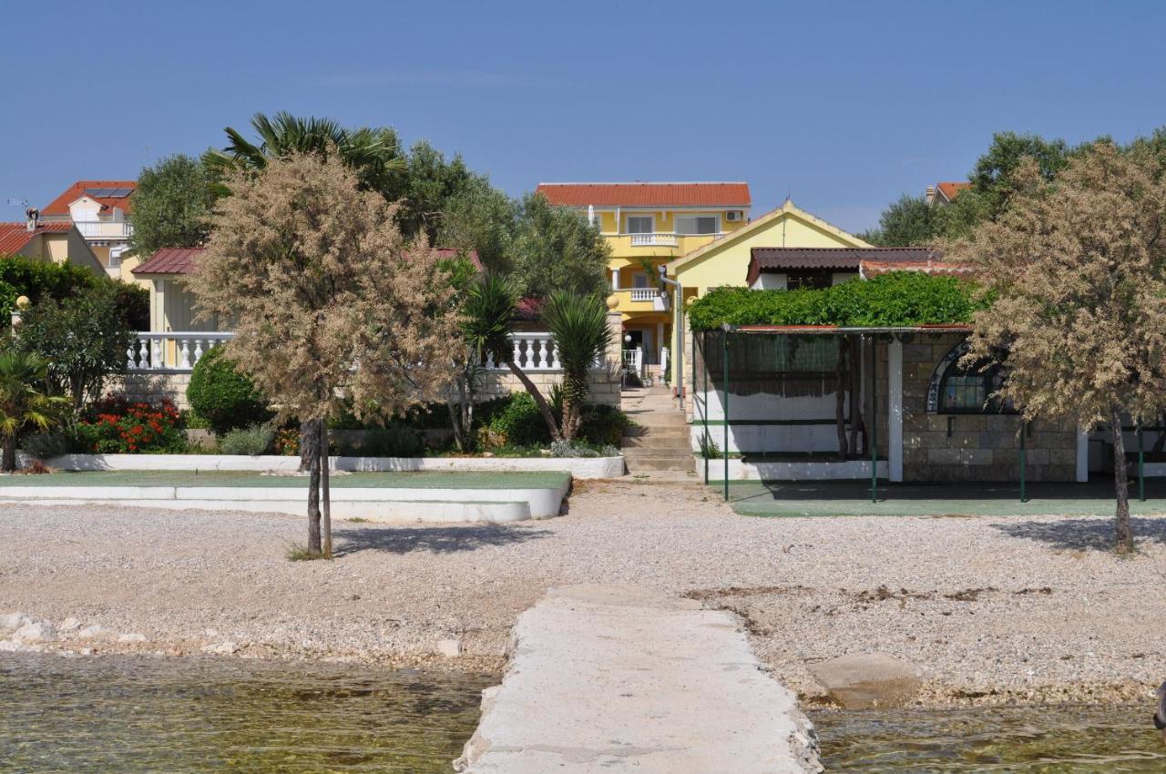 Apartments Dandelion Biograd Na Moru Zewnętrze zdjęcie