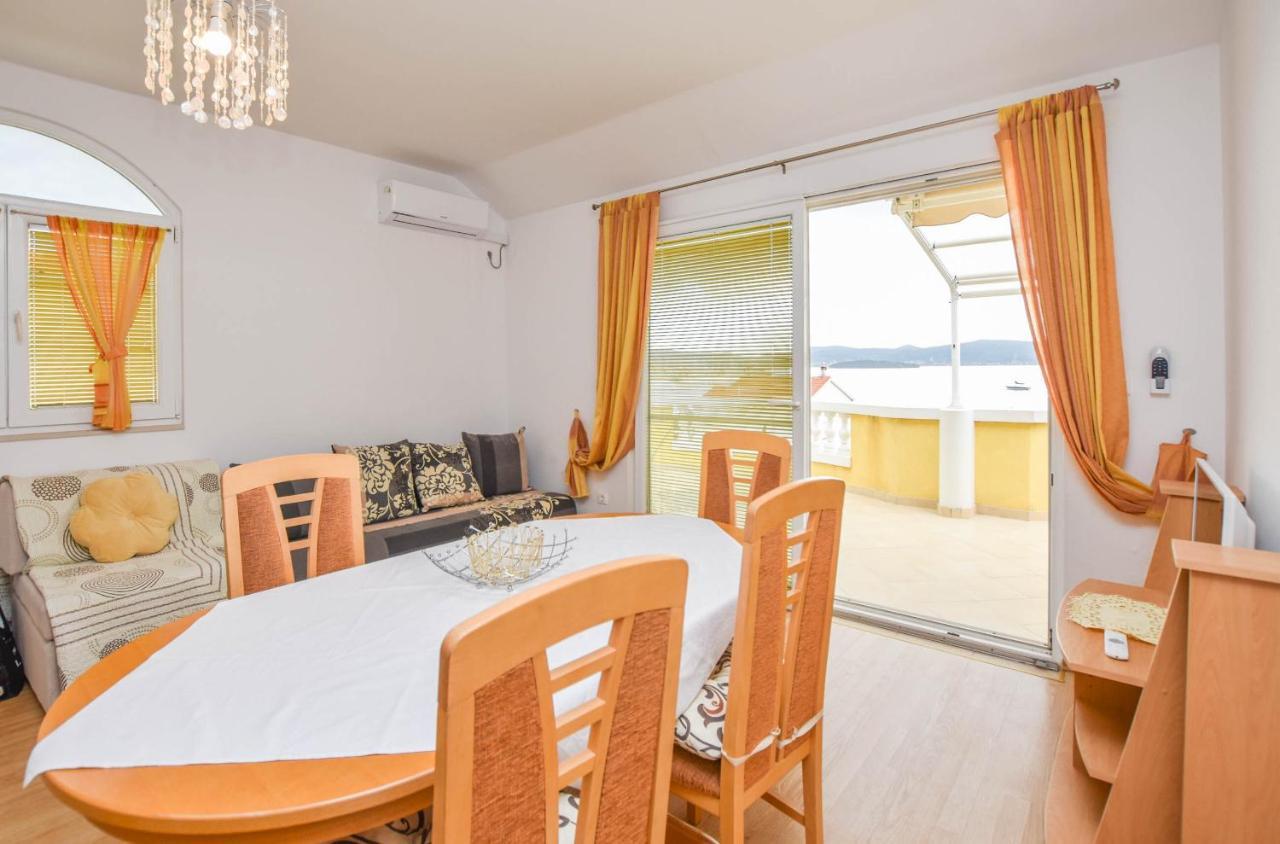 Apartments Dandelion Biograd Na Moru Zewnętrze zdjęcie