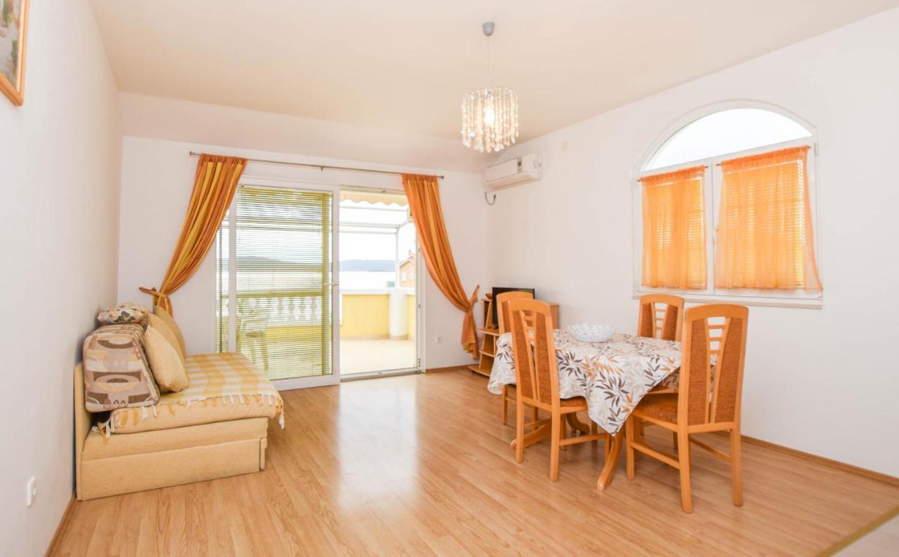 Apartments Dandelion Biograd Na Moru Zewnętrze zdjęcie