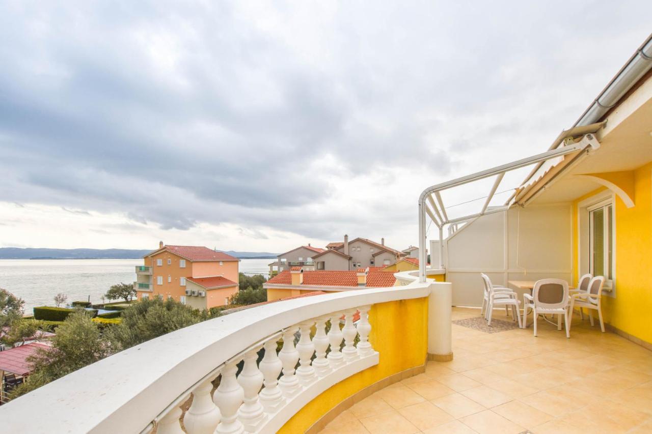 Apartments Dandelion Biograd Na Moru Zewnętrze zdjęcie
