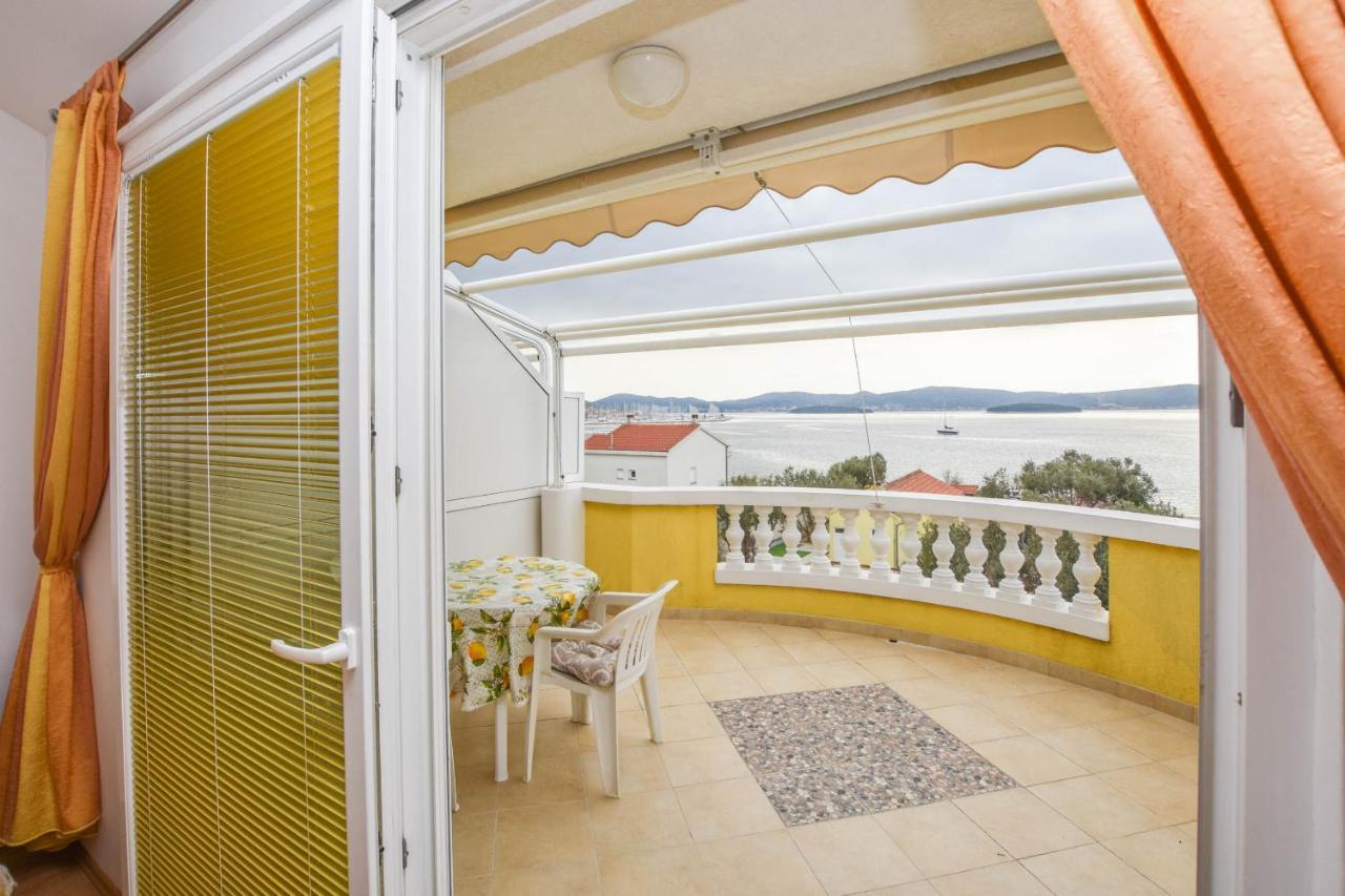 Apartments Dandelion Biograd Na Moru Zewnętrze zdjęcie