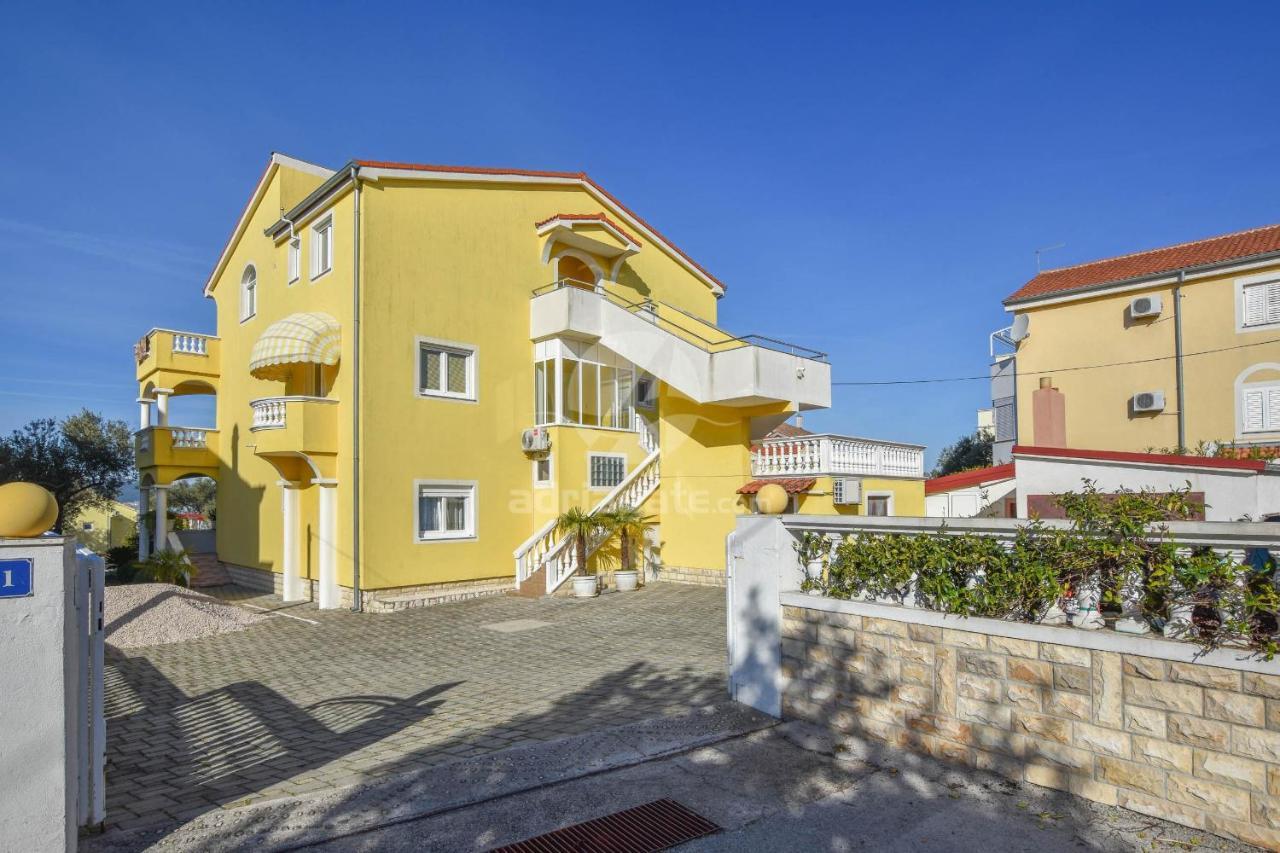 Apartments Dandelion Biograd Na Moru Zewnętrze zdjęcie
